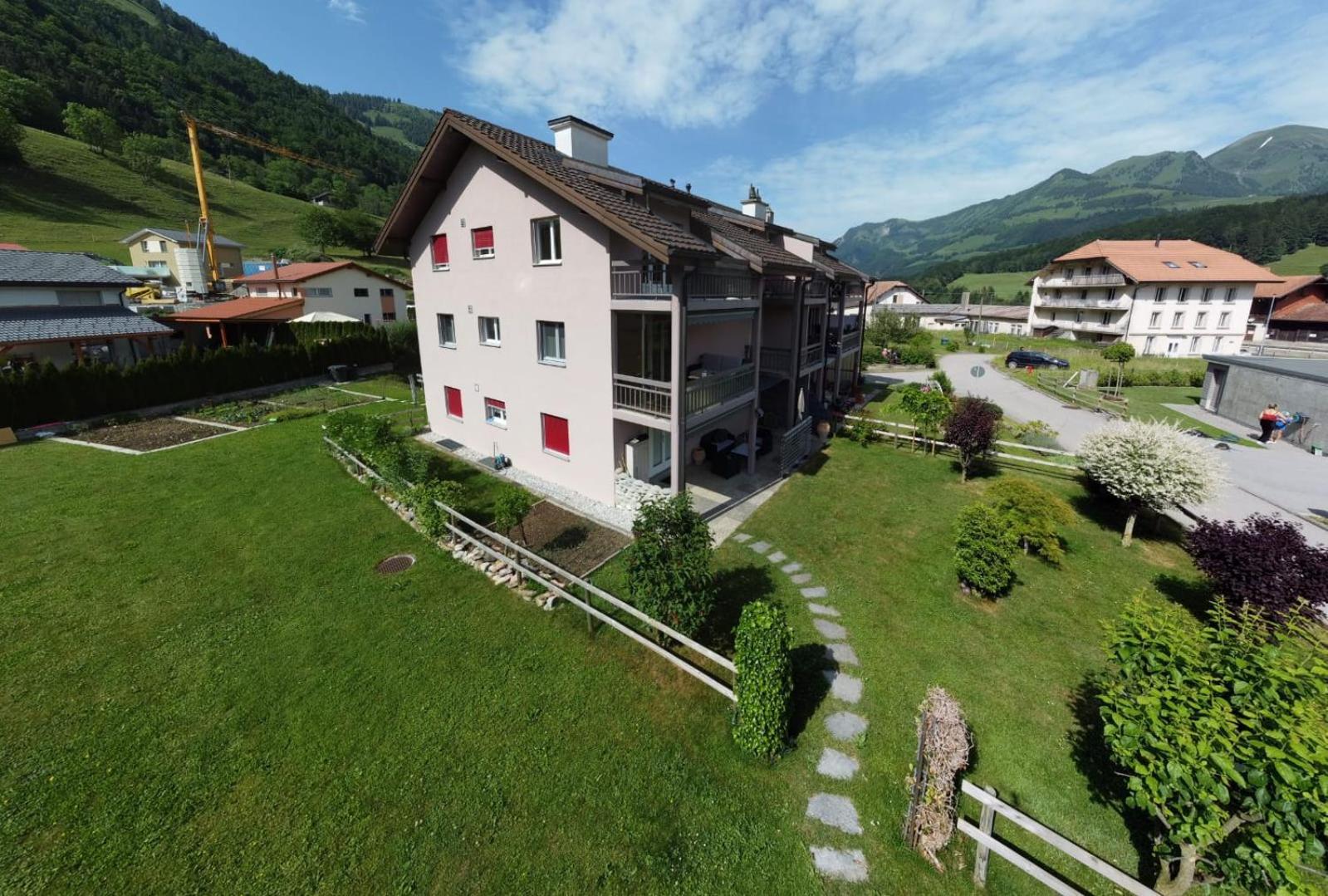 Gruyere Alpes Appartement 3 Chambres Bbq Parking Neirivue Exteriör bild